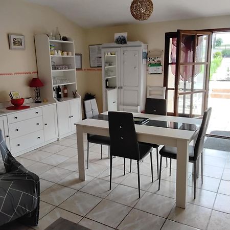 Gite Du Grand-Pas Doulezon Exterior photo