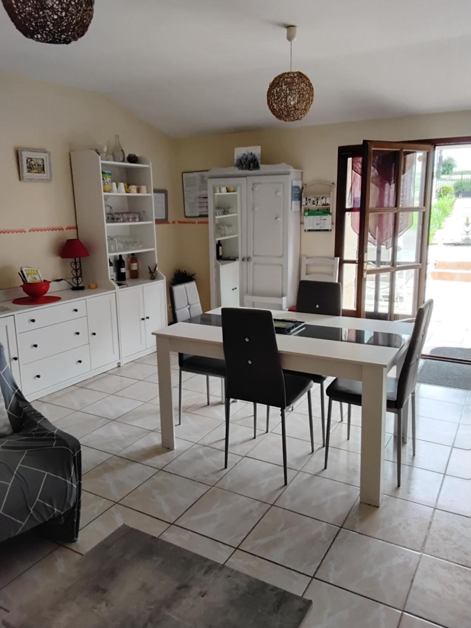 Gite Du Grand-Pas Doulezon Exterior photo